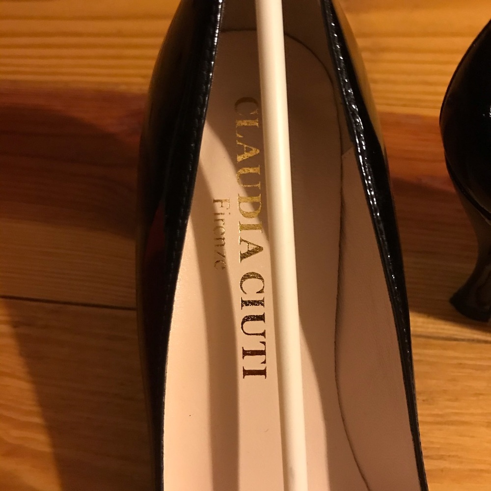 Claudia Ciuti Black Patent Leather Pumps, NWB, 7.5 - Picture 4 of 14